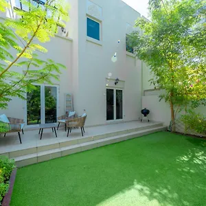 Alh Vacay - Al Furjan Quortaj 3br Dubai
